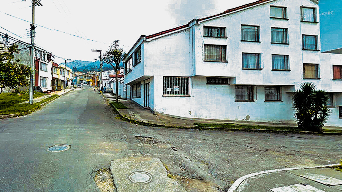 Luto en Fusa por el atroz feminicidio de Viviana 1 Luto en Fusa por el atroz feminicidio de Viviana L a violencia en contra de las mujeres no se detiene en el país. Hoy se conoció que Leidy Viviana González Herrera es la nueva víctima de un feminicidio presentado en el municipio de Fusagasugá (Cundinamarca), el cual involucra a un exuniformado del Ejército Nacional, a quien identificaron como Rubén Darío Medina Mora.
