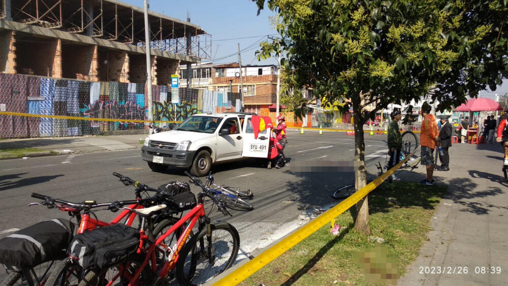 A la cárcel sujeto que arrolló a cinco personas en la ciclovía: un hombre de 80 años murió La tarde de este martes fue enviado a la cárcel el sujeto que habría arrollado a cinco personas este fin de semana en la ciclovía, hecho que terminó ocasionándole la muerte a una de estas personas, se trataba de un hombre de 80 años.