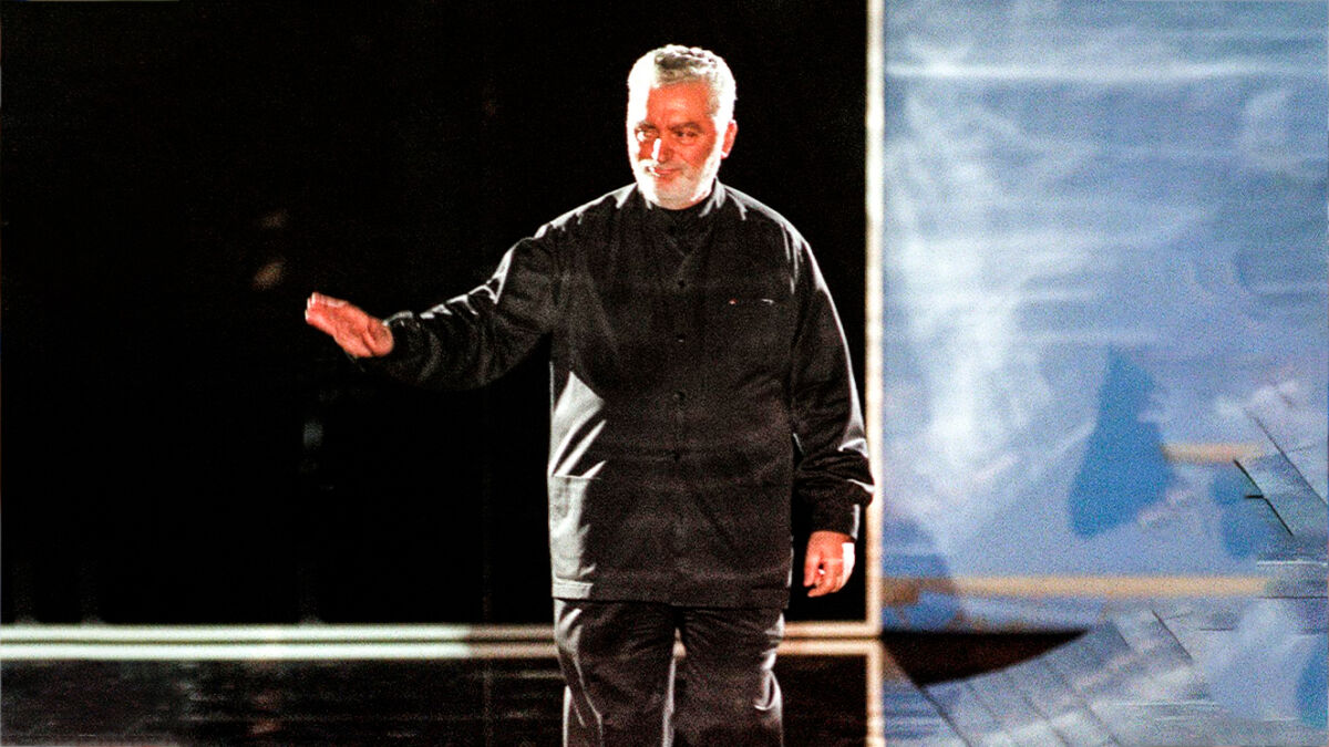 A sus 88 años murió el diseñador de moda Paco Rabanne Este viernes, se confirmó la muerte a sus 88 años del famoso diseñador de moda, Francisco Rabaneda y Cuervo, más conocido como Paco Rabbane.