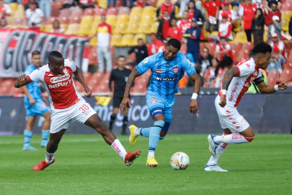 Sufrido partido: Santa Fe no vio la victoria ante el Magdalena en El Campín 2 Sufrido partido: Santa Fe no vio la victoria ante el Magdalena en El Campín Los Cardenales jugaron la sexta fecha de la Liga BetPlay en El Campín contra Unión Magdalena y con un gol anulado, empataron sin anotaciones.