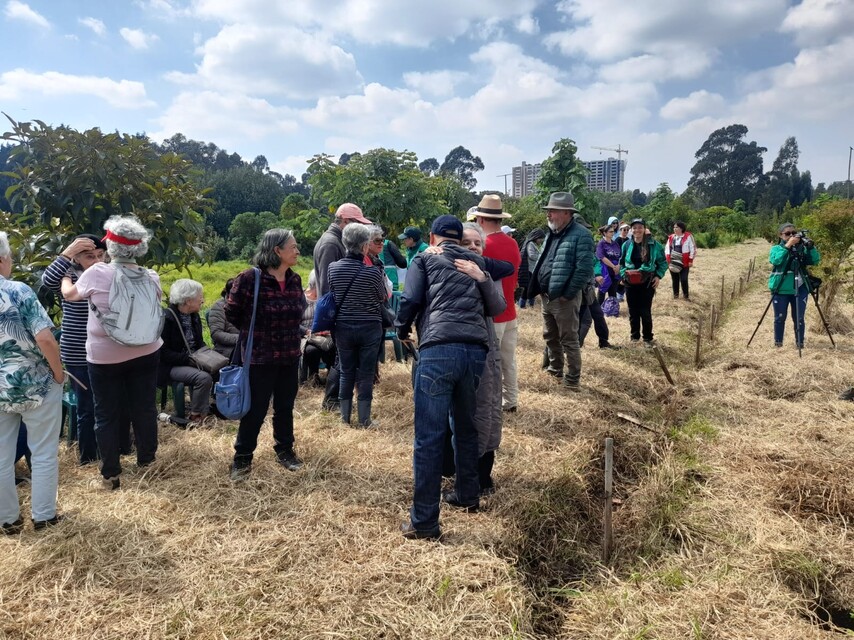 Se creó el primer bosque de la cultura en Bogotá Con la plantación de 120 árboles nativos en la reserva forestal Thomas van der Hammen, el Jardín Botánico y la Orquesta Filarmónica de Bogotá dieron vida al Bosque de la Cultura en memoria del maestro Raúl García.