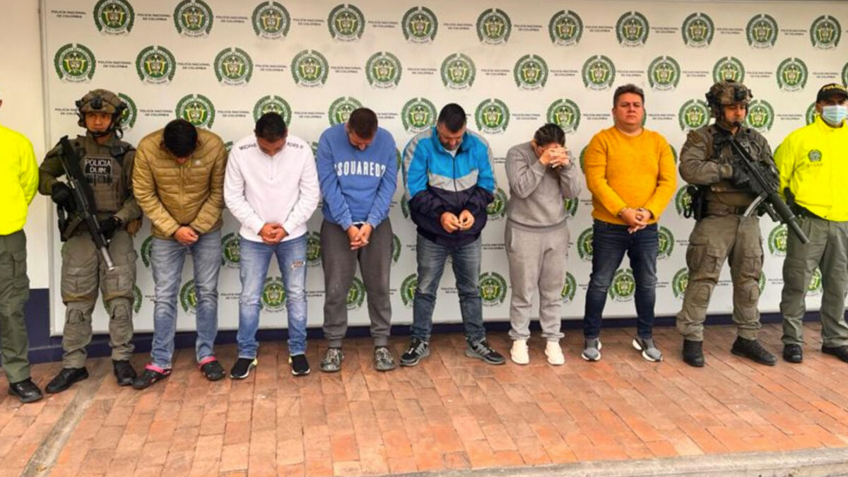 Cayó peligrosa red que enviaba coca a la Usa y México La banda delincuencial adquiría la cocaína y la camuflaba en equipajes o productos que salían como encomiendas de distintos aeropuertos del país, con destinos internacionales.