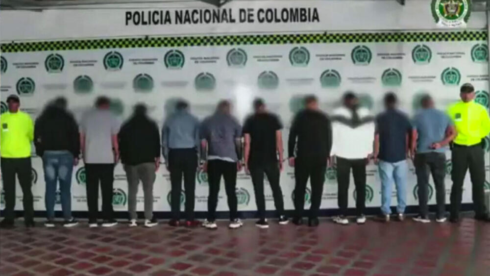 Capturan banda que vendía SOAT falso En la localidad de Teusaquillo se desmanteló una banda encargada de falsificar el seguro de tránsito obligatorio SOAT.