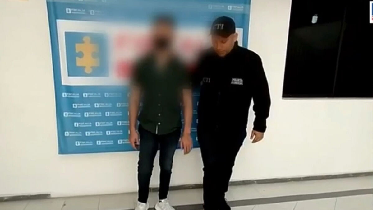 Cárcel para papá de la bebé que murió en un motel en Valledupar El padre de la bebé de 7 meses que murió por inhalación de gases dentro del parqueadero de un motel en Valledupar, fue enviado a prisión. 