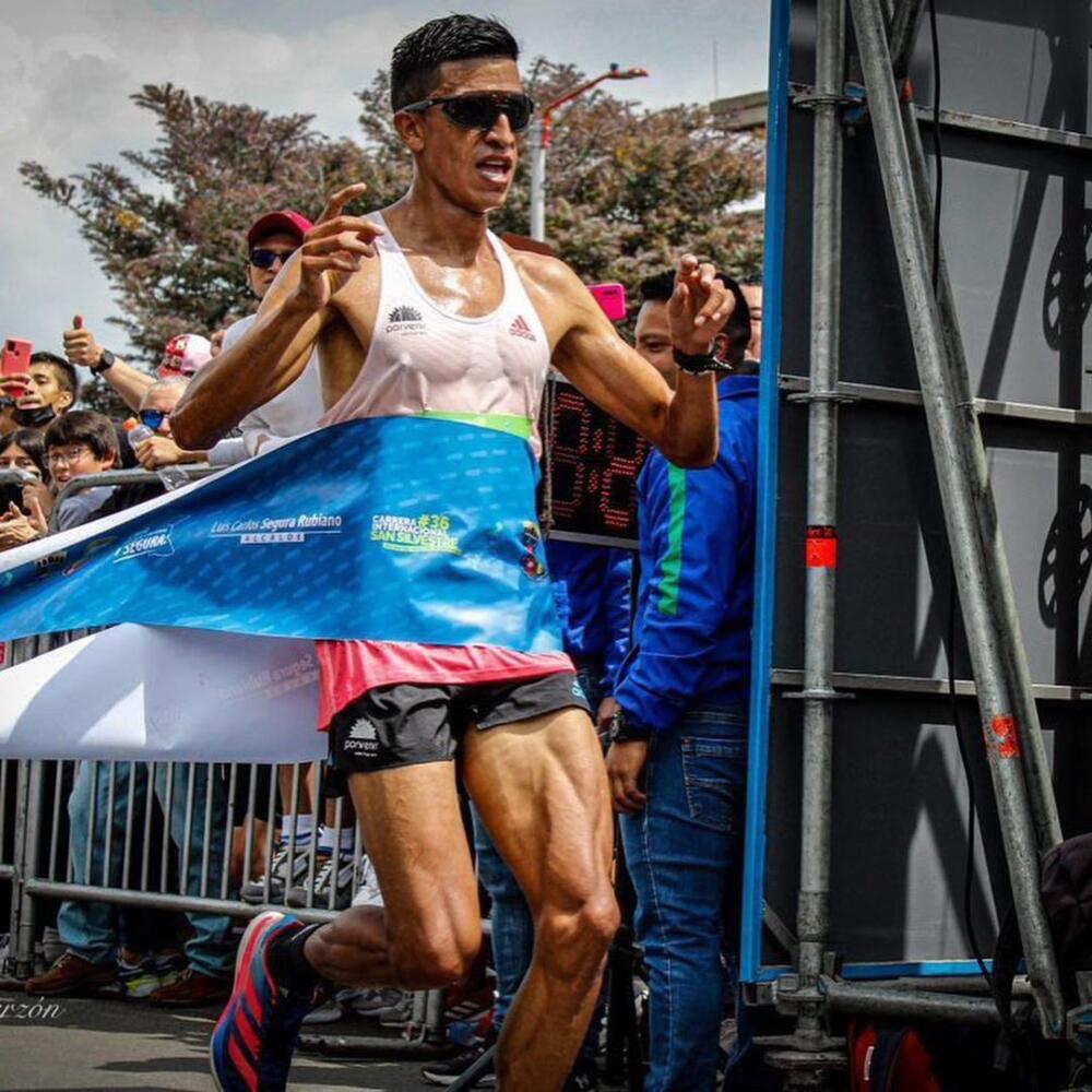 En España, Iván irá por el cupo a París en los Juegos Olímpicos Iván González es un atleta bogotano.