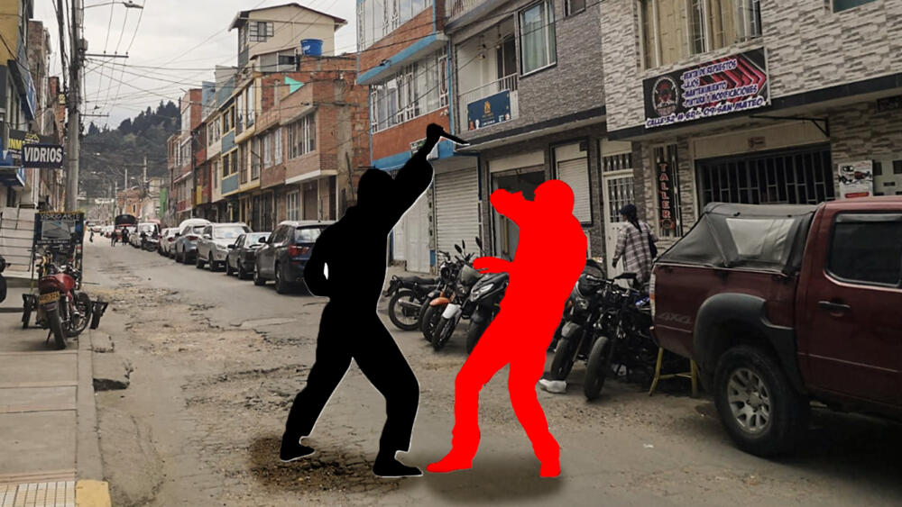 Fatal pelea entre amigos por un trago en Soacha La víctima del crimen que se presentó en el barrio San Mateo de Soacha tenía 19 años y perdió la vida tras recibir heridas de puñal en medio de una disputa con un amigo.
