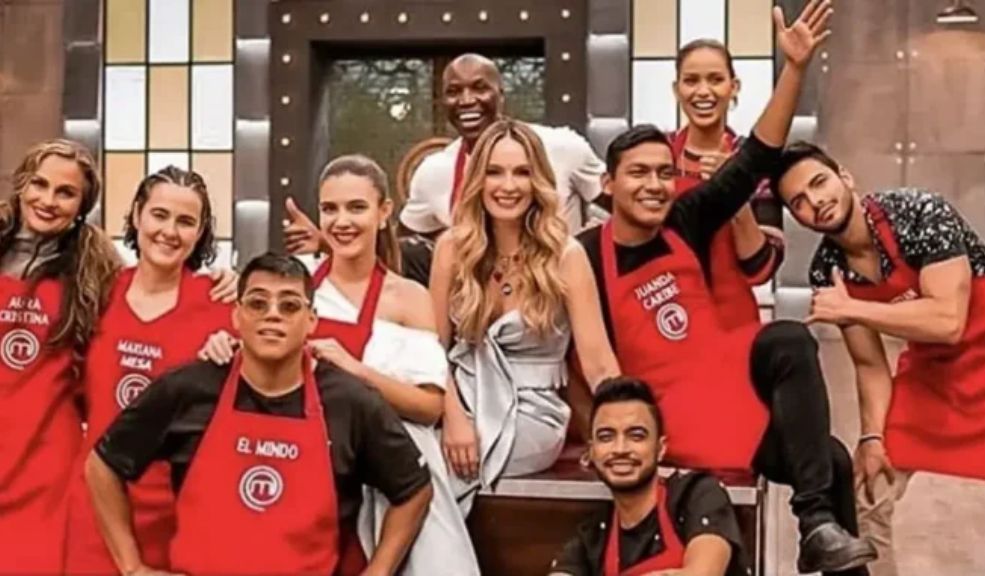 Ex participante de ‘MasterChef Celebrity’ fue diagnosticada con cáncer 9 Ex participante de ‘MasterChef Celebrity’ fue diagnosticada con cáncer Mariana Mesa, extenista y ex participante de ‘MasterChef Celebrity’, contó que fue diagnosticada con cáncer. Ella se mostró tranquila y segura de que superará la enfermedad.