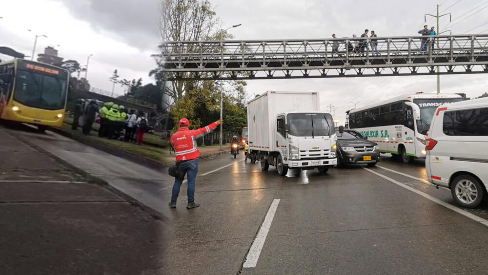 Atención: vándalos bloquean paso hacia el sur de la NQS a la altura de la calle 45 Si planea coger la carrera 30 a la altura de la calle 45, sentido norte - sur, le recomendamos tomar otro tipo de rutas debido a que a esta horas se presentan bloqueos en la vía.