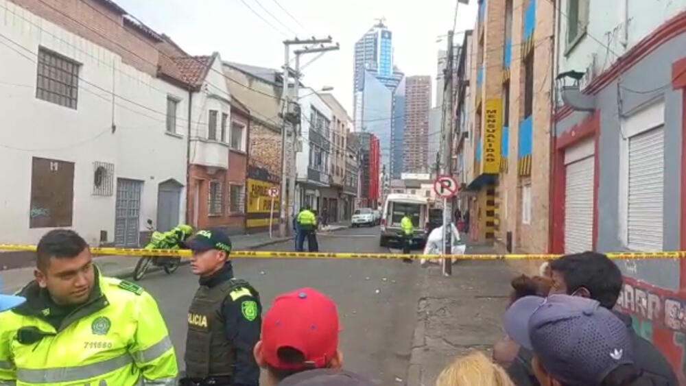Asesinan a Dj en el centro de Bogotá En las últimas horas se presentó un caso de sicariato en el barrio Santa Fe en el centro de Bogotá.