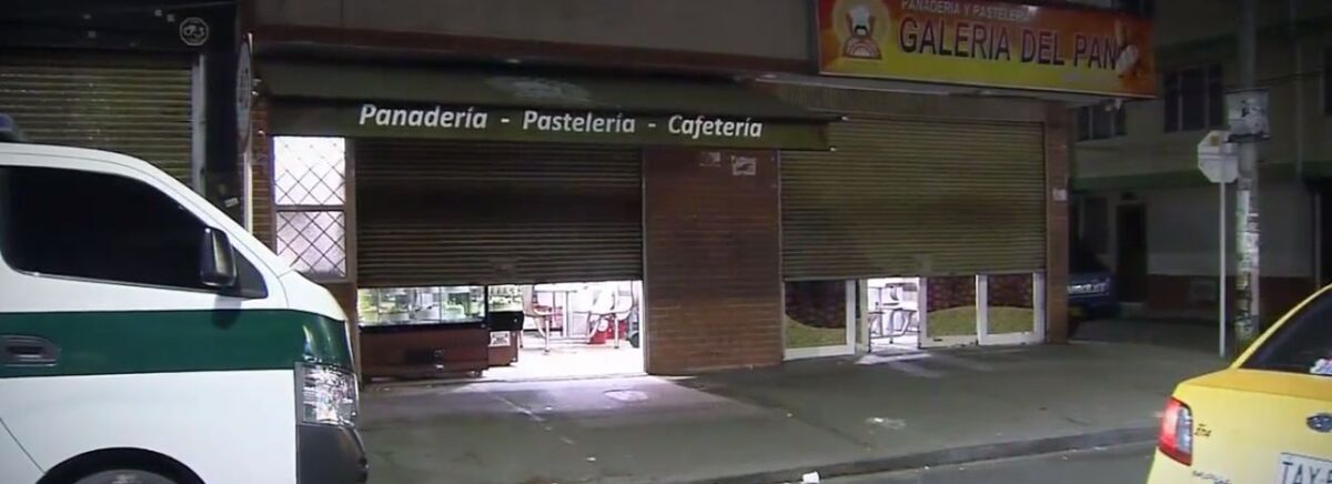 Asesinan a hombre en una panadería de Usaquén 1 Asesinan a hombre en una panadería de Usaquén Un hombre fue asesinado a bala por un sujeto al interior de una panadería en el barrio Villa Nidia, localidad de Usaquén.