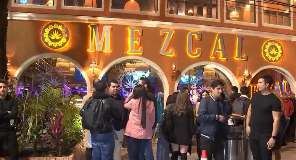 Reconocida discoteca en Chapinero fue sellada 1 Reconocida discoteca en Chapinero fue sellada En un operativo del Distrito y la Policía fue sellada una reconocida discoteca en la localidad de Chapinero, por no cumplir varias normas de seguridad.