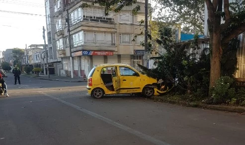 Sicarios asesinan a pasajero de un taxi en Bogotá En la mañana de este viernes, se registró un sicariato en la localidad de Barrios Unidos, en Bogotá.
