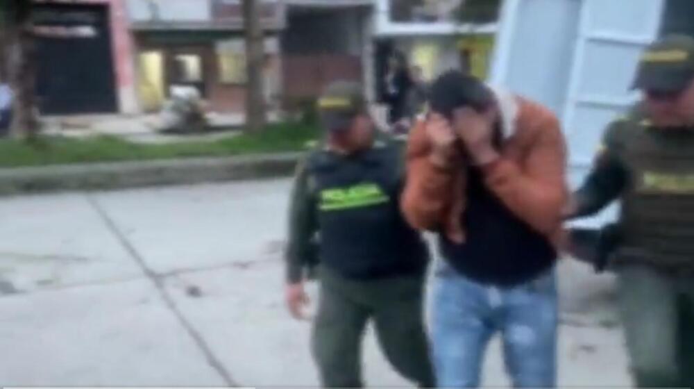 A la cana uno de los delincuentes más buscados en Bogotá Se conoció que el delincuente está acusado de abuso sexual contra menor de 14 años, entre otros delitos.