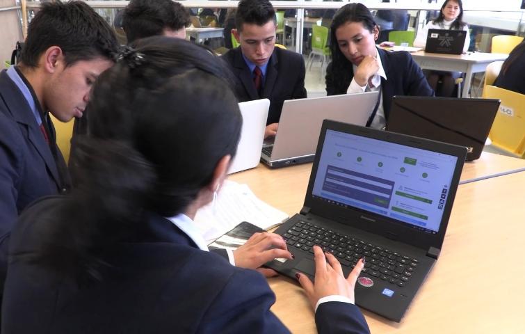 ¡Ya no hay excusas! El Sena abrió más de 1 millón de cupos para aprender inglés El Sena abrió a nivel nacional más de un millón de cupos para aprender inglés de forma gratuita y de manera virtual.