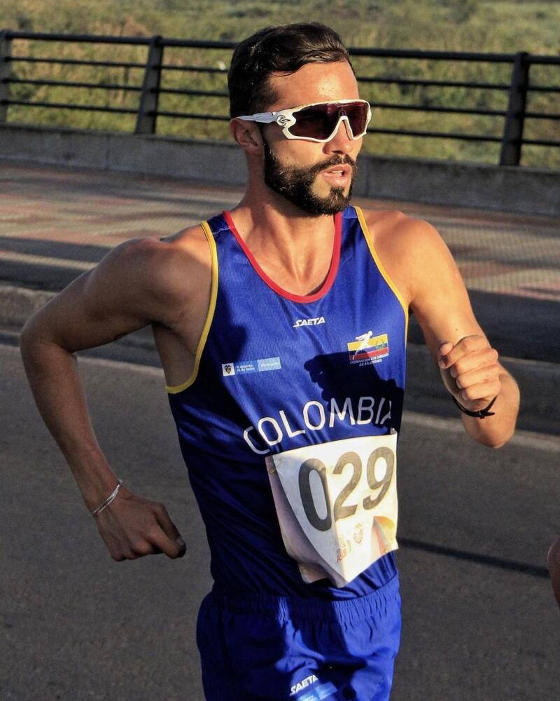 Brutal agresión a medallista olímpico en Bogotá Manuel Esteban Soto, un destacado deportista olímpico fue blanco de un violento atraco en inmediaciones del parque Simón Bolívar, cuando se dirigía a un entrenamiento.