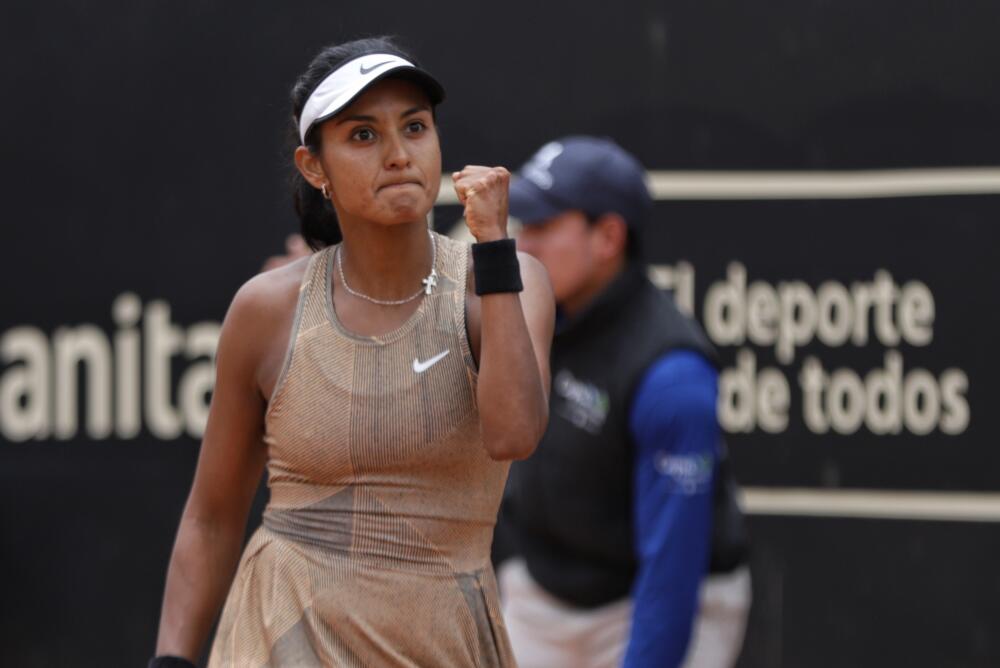 Qué orgullo: pille las tenistas colombianas que jugarán el final de dobles del WTA 250 1 Qué orgullo: pille las tenistas colombianas que jugarán el final de dobles del WTA 250 Las tenistas colombianas Yuliana Lizarazo y María Paulina Pérez avanzaron este viernes a la final del WTA 250 de Monterrey, luego de que sus contrincantes no se presentaron al partido por una lesión de una de ellas.
