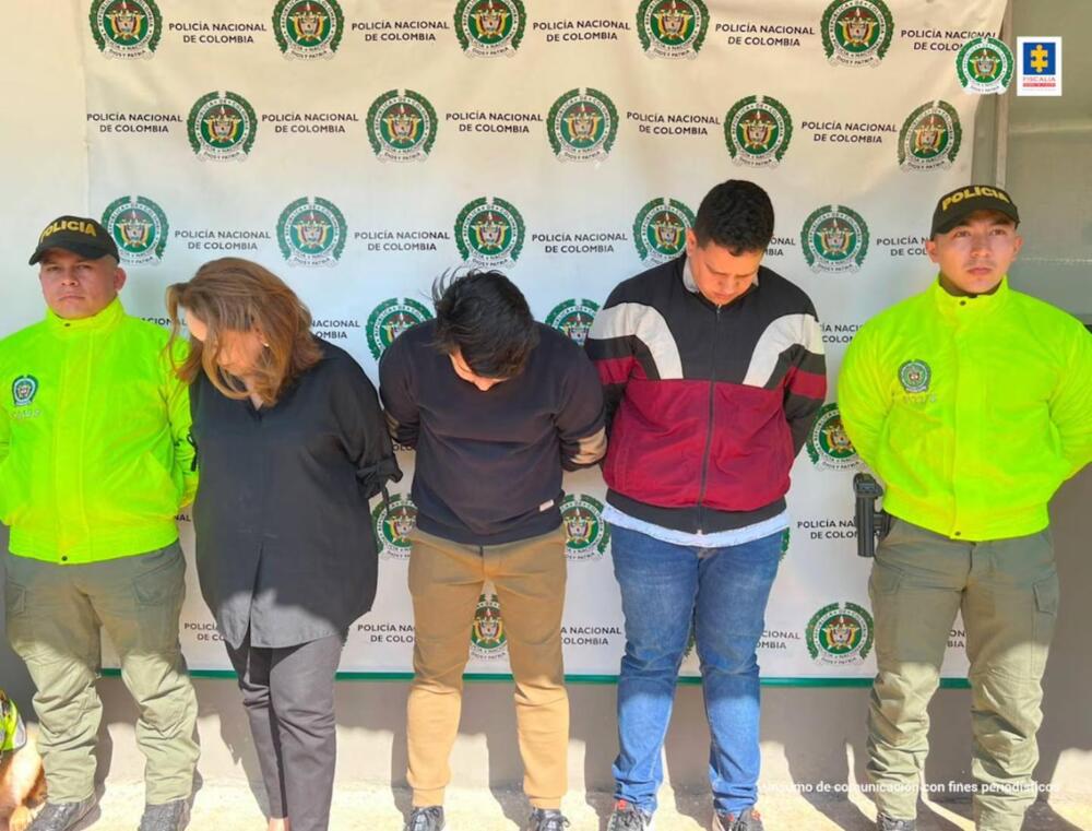 Gobierno avaló la extradición de la diseñadora Nancy González 1 Gobierno avaló la extradición de la diseñadora Nancy González Por medio de la resolución 046 del 16 de marzo, el presidente de Colombia, Gustavo Petro, avaló la extradición hacia Estados Unidos de la diseñadora Nancy Teresa González de Barberi, responsable de delitos ambientales. En febrero la Corte Suprema de Justicia dio el visto bueno a la solicitud del país norteamericano.