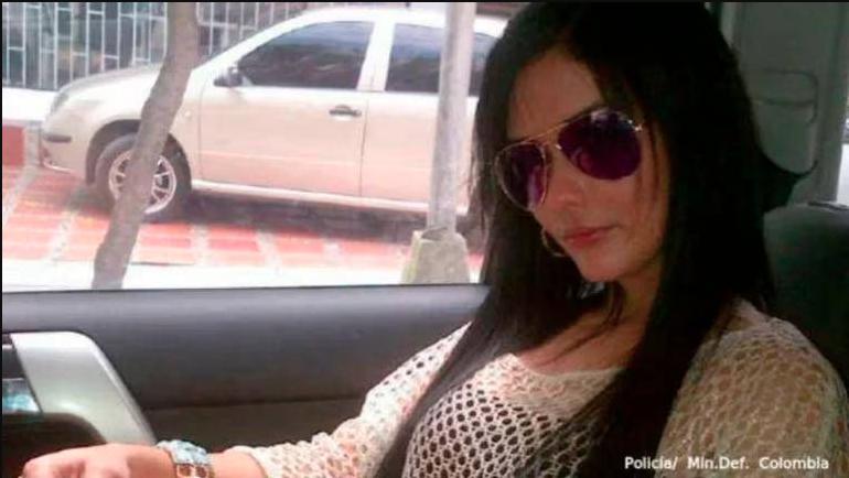 Capturaron a la exesposa del temido narcotraficante alias 'Otoniel' 1 Capturaron a la exesposa del temido narcotraficante alias 'Otoniel' Las autoridades reportaron la captura de Blanca Madrid Benjumea, alias 'La Flaca', quien había sido esposa del reconocido cabecilla del Clan del Golfo, Dairo Antonio Úsuga, más conocido como alias 'Otoniel', narcotraficante que fue extraditado a los Estados Unidos.
