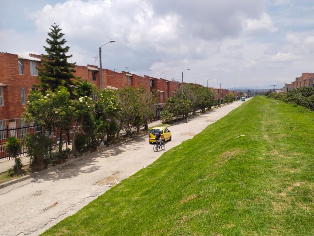 Dos muertos y un herido dejó ataque sicarial en Soacha Las dos víctimas del crimen ocurrido en el barrio El Bosque no fueron identificadas por la Policía de Soacha.