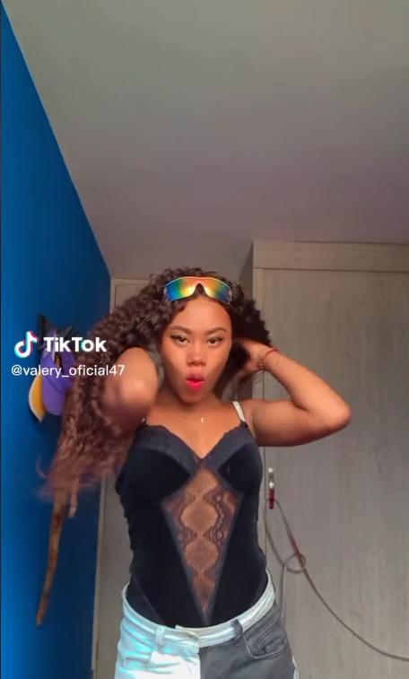 Jovencita dejó la calle porque se volvió influencer La impactante historia de la jovencita Valery Córdoba le está dando la vuelta al país gracias a que sus videos se volvieron virales en TikTok, pues pasó de habitar las calles durante tres años a volverse influencer en redes sociales.