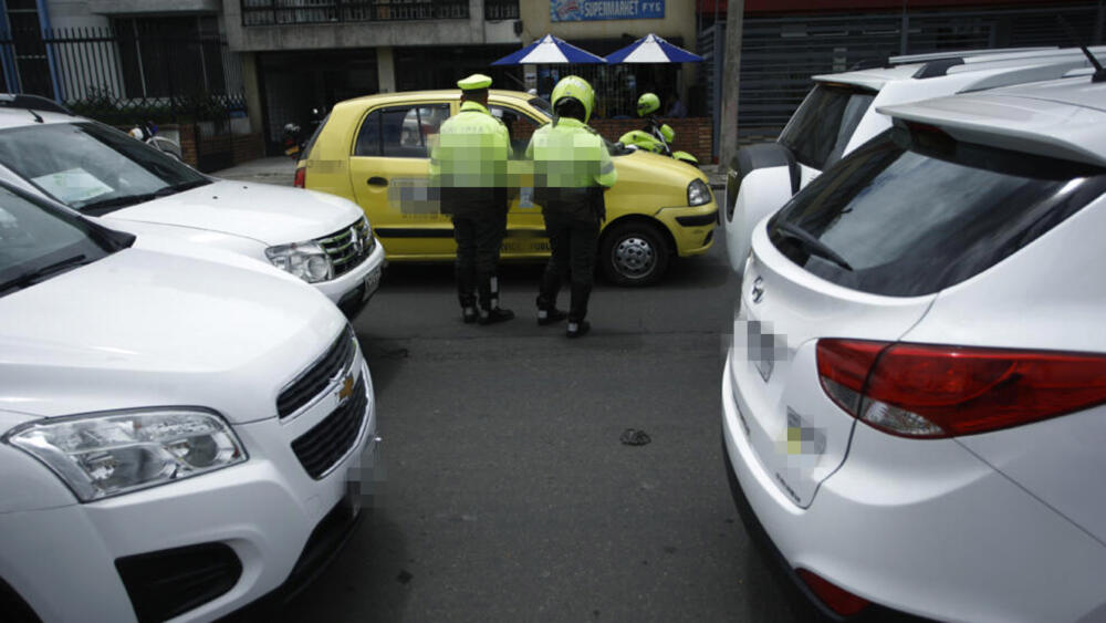 Mujer denuncia nuevo caso de escopolamina en Uber A través de la red social Twitter, una mujer denunció que fue drogada por un conductor de la plataforma Uber, cuando solicitó un servicio para movilizarse en el norte de la ciudad.