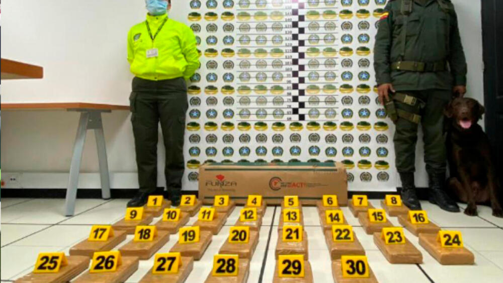 Operativos permitieron incautar cerca de 11,4 toneladas de estupefacientes en Usme y Fontibón Por medio de dos operativos se logró dar un duro golpe al narcotráfico en Bogotá.