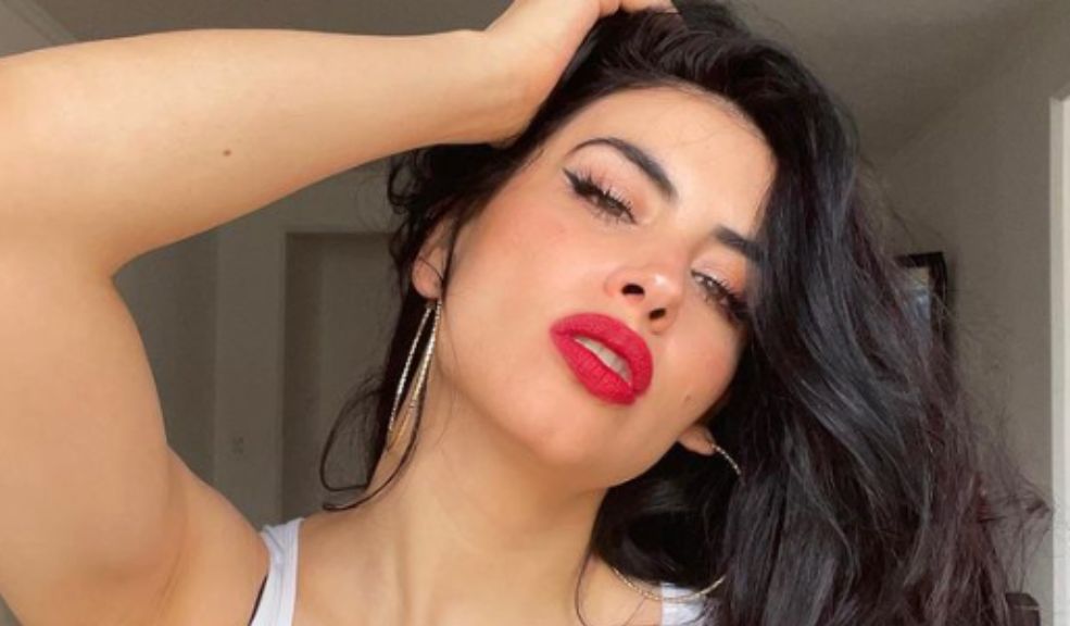 Jessica Cediel cautivó a sus seguidores tras mostrar cicatriz en su pecho La hermosa presentadora y modelo Jessica Cediel reveló una quemadura que sufrió muy cerca de sus pechos.