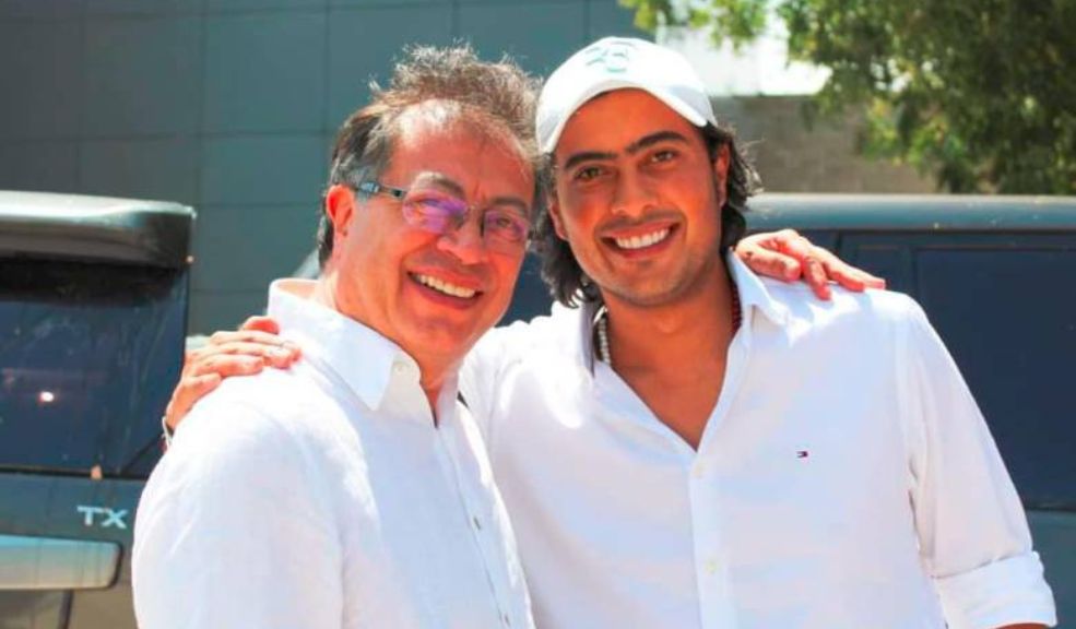Nicolás Petro dice que es inocente y su dinero “no proviene de la mafia” En los últimos minutos, Nicolás Petro compartío un comunicado en el cual manifiesta ser inocente de recibir dineros ilícitos.