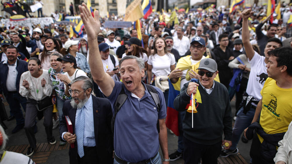 Prepárese para las manifestaciones que se realizarán este miércoles Para este miércoles la Asociación Distrital de Trabajadores y Trabajadoras de la Educación, tiene prevista una nueva jornada de manifestaciones.