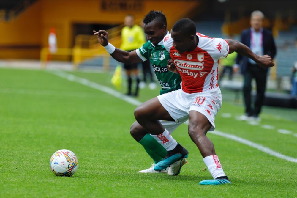 Santa Fe sigue con su buena racha y venció 3 a 0 al Cali 1 Santa Fe sigue con su buena racha y venció 3 a 0 al Cali Santa Fe logró un triunfo ante el Deportivo Cali en 'El Campín' y agravó la crisis del conjunto 'azucarero', que en nueve juegos de la Liga BetPlay tan solo consiguió un triunfo.