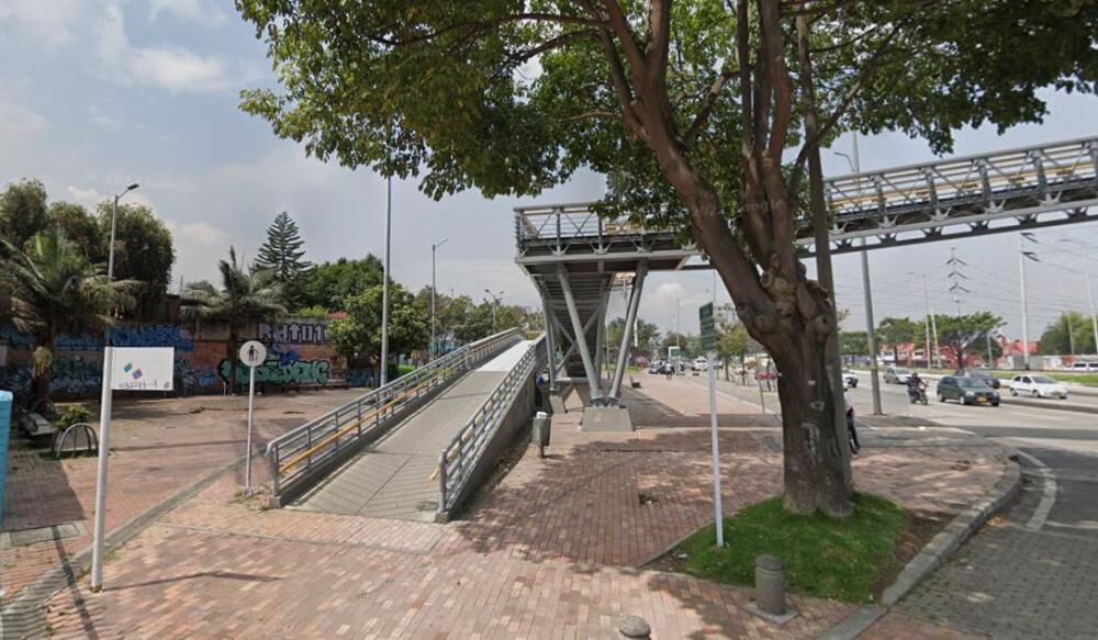 Segaron la vida de Yair en Barrios Unidos Los casos de inseguridad que se registran a diario en la capital son innumerables, pese al esfuerzo de las autoridades por hacerle frente a los criminales esto es un tema de nunca acabar y, desafortunadamente, en ocasiones se registran historias lamentables donde los bandidos, con tal de quedarse con las pertenencias de sus víctimas, terminan arrebatándoles las vidas.