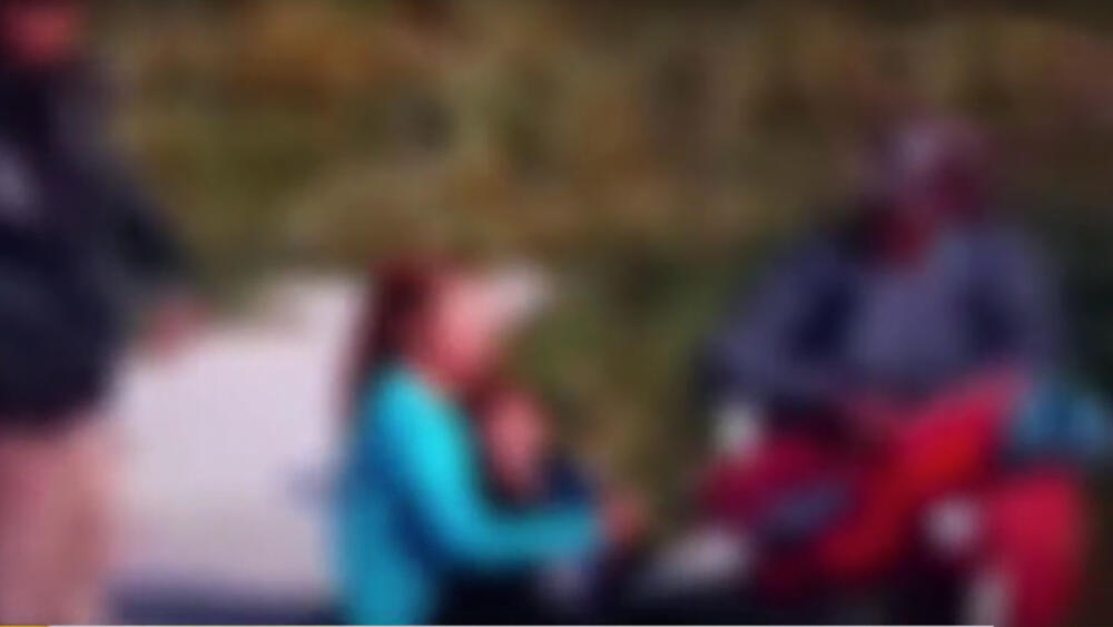 Terrible: pareja usaba a su bebé para comercializar droga en el municipio de Madrid La pareja ocultaba la droga en el coche de su bebé de 18 meses de edad.