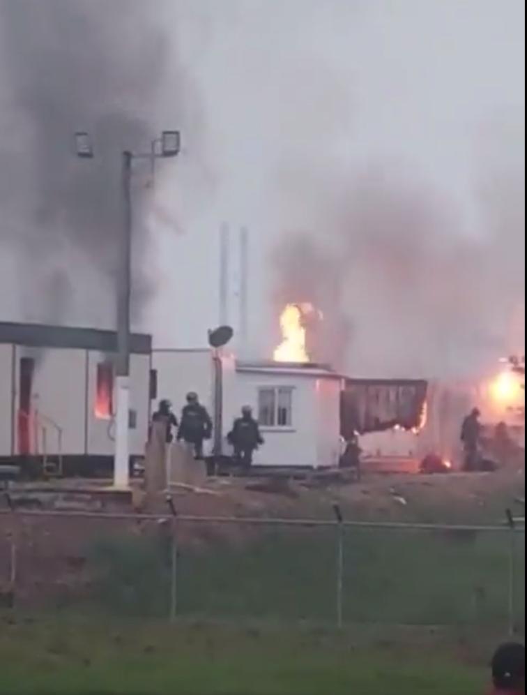 Un policía y un campesino muertos durante protestas en El Caguán Una grave situación de orden público se presenta en San Vicente del Caguán, Caquetá, por enfrentamientos entre campesinos y miembros de la fuerza pública.