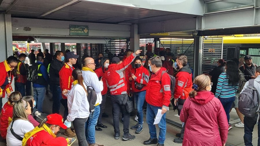 ¡Alístese! Suspenden servicio de gas en Soacha y Sibaté por obras de TransMilenio La compañía de gas Vanti, anunció la suspensión del suministro de gas para los habitantes de los municipios de Soacha y Sibaté, hasta por 24 horas.