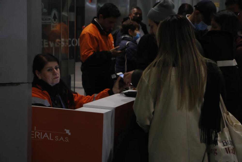 ¡Buenas noticias! Ultra Air reactivó operaciones y venta de tiquetes La aerolínea de bajo costo Ultra Air confirmó que gracias a la inyección de capital por parte de sus accionistas se logró reactivar la operación y venta de tiquetes.