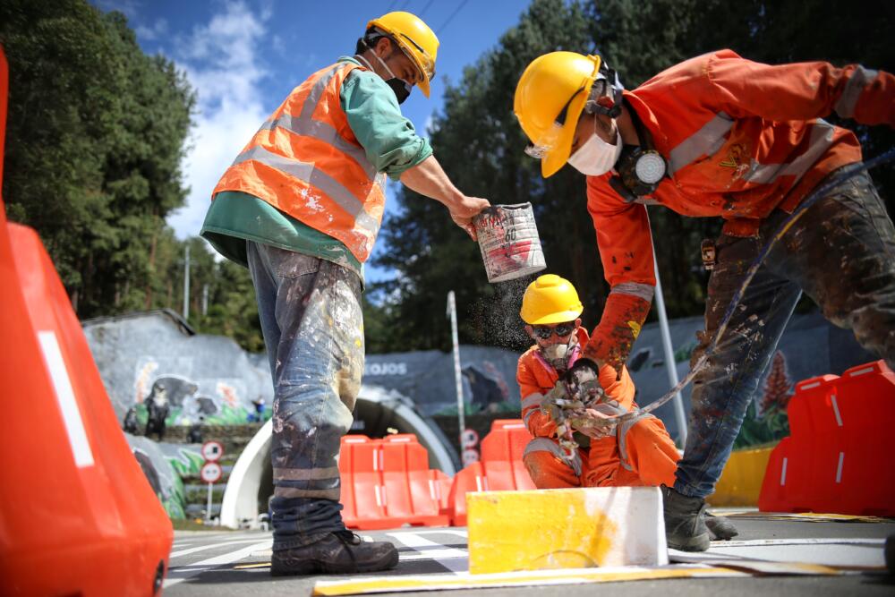 Apúntese a comenzar mayo con trabajo 1 Apúntese a comenzar mayo con trabajo Falta menos de una semana para que comience el mes de mayo, y con ello se viene una nueva oleada de días para comenzar de cero y aprovechar todas las oportunidades que se presenten por el camino.