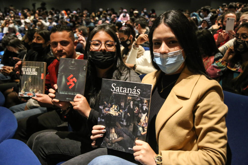 Así podrá disfrutar de la Filbo 2023 de manera gratuita 1 Así podrá disfrutar de la Filbo 2023 de manera gratuita Las bibliotecas públicas y los espacios alternativos de la Red de Bibliotecas Públicas de Bogotá, BibloRed, serán el epicentro de la fiesta del libro con una oferta variada para todos los públicos.