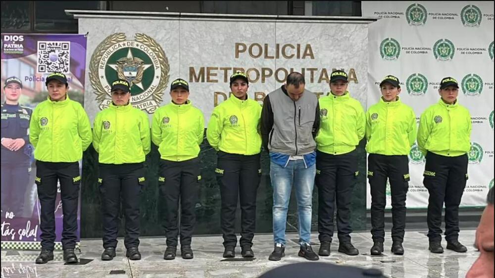Cae violador en serie que buscaba víctimas por aplicación de transporte 1 Cae violador en serie que buscaba víctimas por aplicación de transporte En las últimas horas las autoridades lograron la captura de un hombre señalado de abusar a mujeres por medio de la plataforma de transporte Picap.