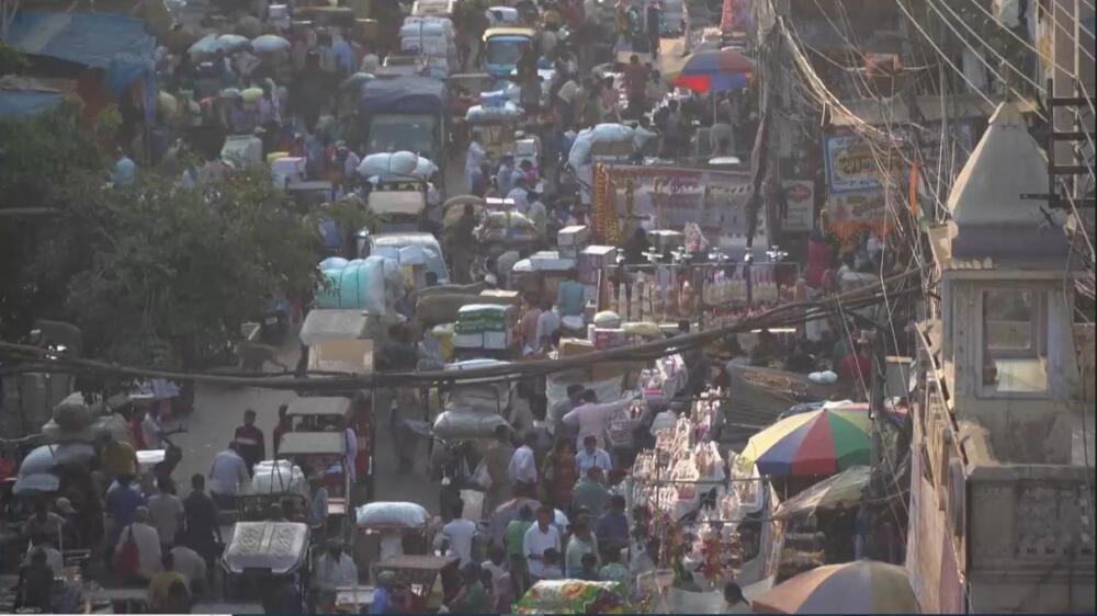 India superará este año a China como el país más poblado del mundo, según la ONU 1 India superará este año a China como el país más poblado del mundo, según la ONU India alcanzará 1.428,6 millones de habitantes a mediados de año, por encima de los 1.425,7 millones de China, según el informe del Fondo de Población de las Naciones Unidas (Unfpa) sobre el Estado de la Población Mundial.