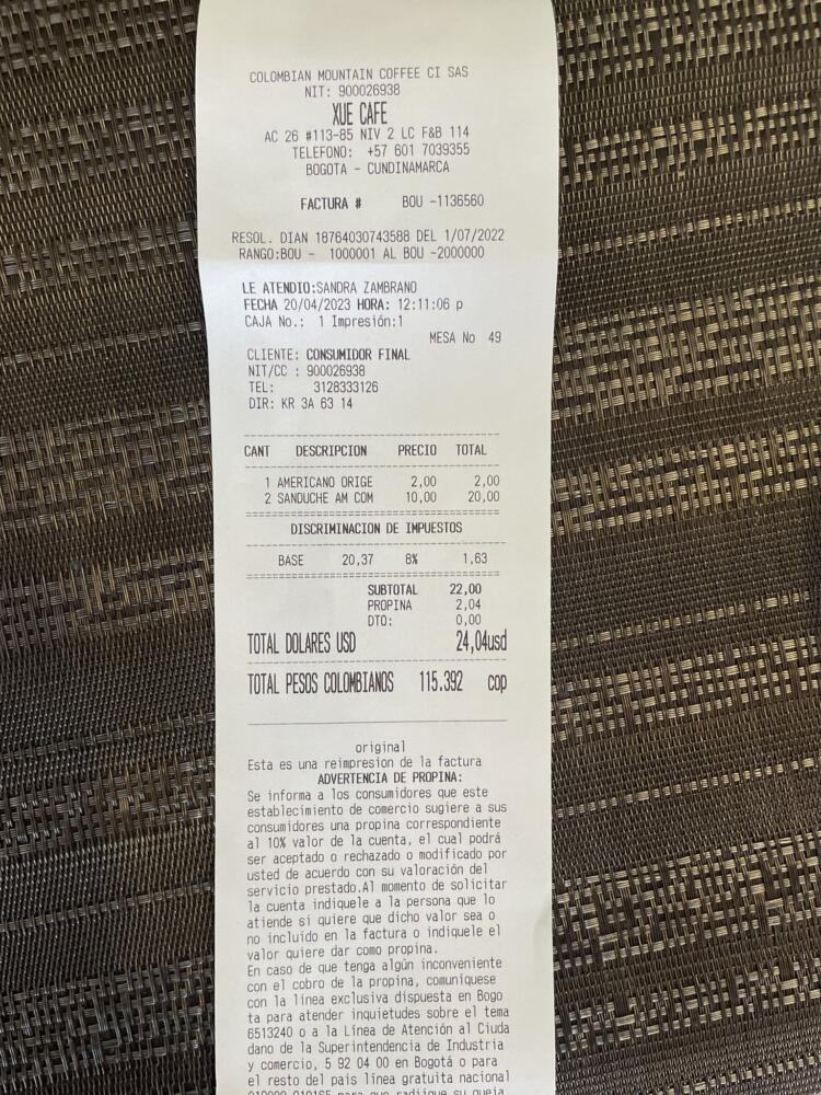 ¡El colmo! Le cobraron más de $100 mil por dos sándwiches y un café en El Dorado Rodrigo Parada, un reconocido abogado de la ciudad de Bucaramanga que es decano de la facultad de Derecho de la Corporación Universitaria de Ciencia y Desarrollo (Uniciencia), denunció a través de sus redes sociales el absurdo precio que le cobraron por unos sándwiches y un café en el aeropuerto El Dorado.