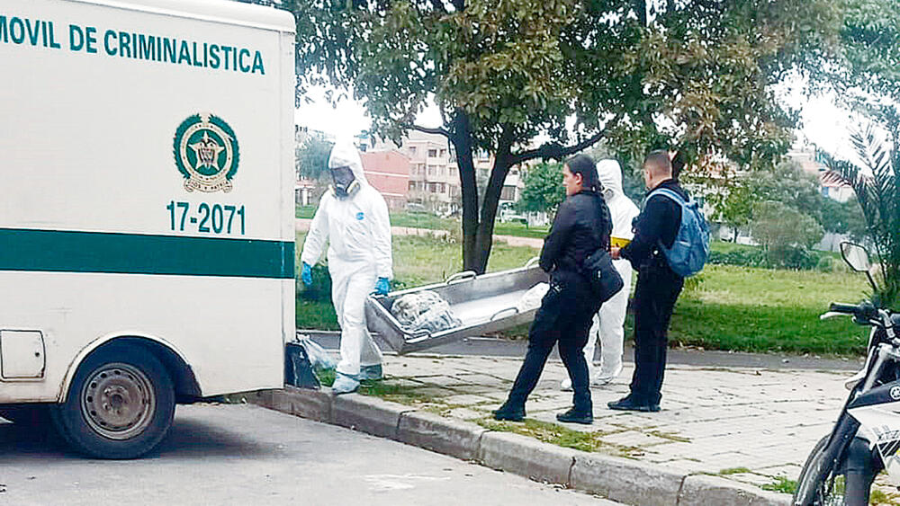 Engativá: hallan restos óseos en el humedal Jaboque 9 Engativá: hallan restos óseos en el humedal Jaboque En el humedal Jaboque, de Engativá, las autoridades confirmaron el hallazgo de restos óseos a la altura del barrio Villas del Dorado.