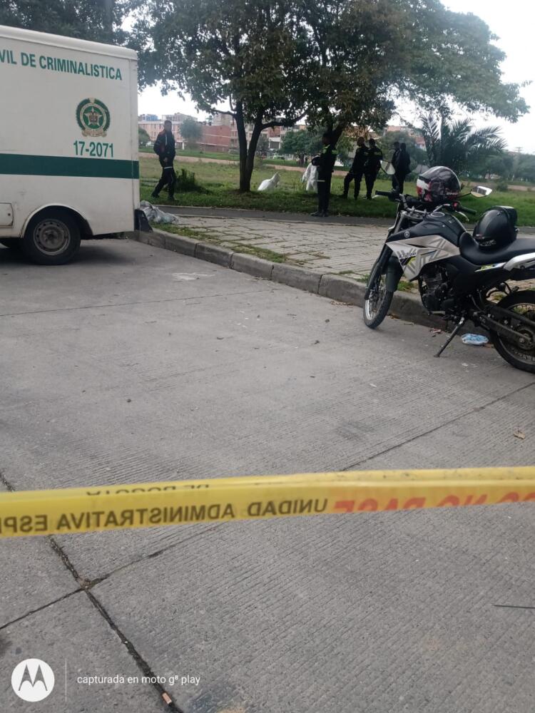 Engativá: hallan restos óseos en el humedal Jaboque 1 Engativá: hallan restos óseos en el humedal Jaboque En el humedal Jaboque, de Engativá, las autoridades confirmaron el hallazgo de restos óseos a la altura del barrio Villas del Dorado.
