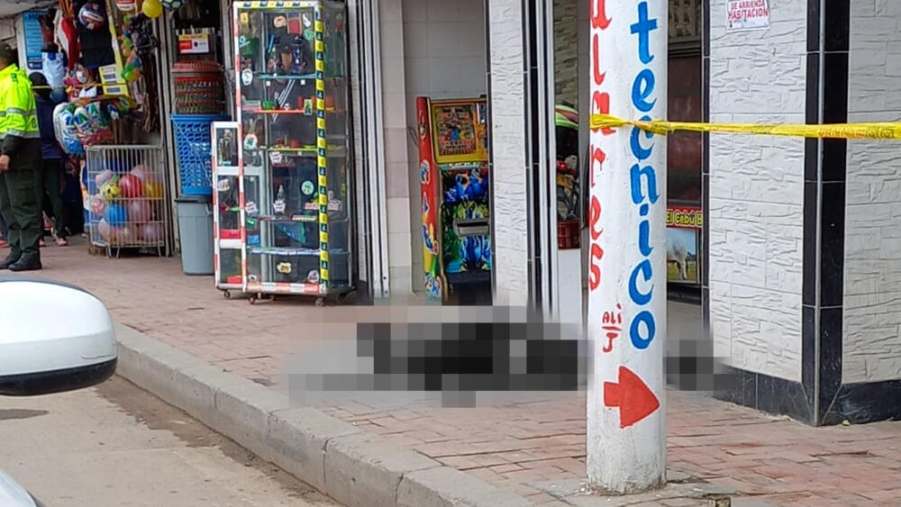 Intento de secuestro en Bosa terminó en muerte Daniel Naid Camarillo López recibió un disparo en la cabeza en el momento en que unos gatilleros pretendían secuestrarlo en una calle del barrio El Recreo (Bosa).