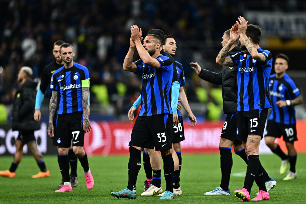 Inter de Milán y Manchester City clasificaron a semifinales de la Liga de Campeones 4 Inter de Milán y Manchester City clasificaron a semifinales de la Liga de Campeones Inter y Manchester City sellaron su paso a semifinales de la Liga de Campeones tras empatar frente a Benfica y Bayer Múnich respectivamente.