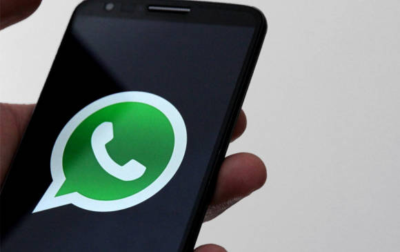 Las tres mejoras en seguridad de WhatsApp 1 Las tres mejoras en seguridad de WhatsApp WhatsApp anunció tres nuevos cambios en su política de seguridad, con el fin de proteger a los usuarios de posibles robos a sus cuentas y de peligros ocultos en dispositivos.