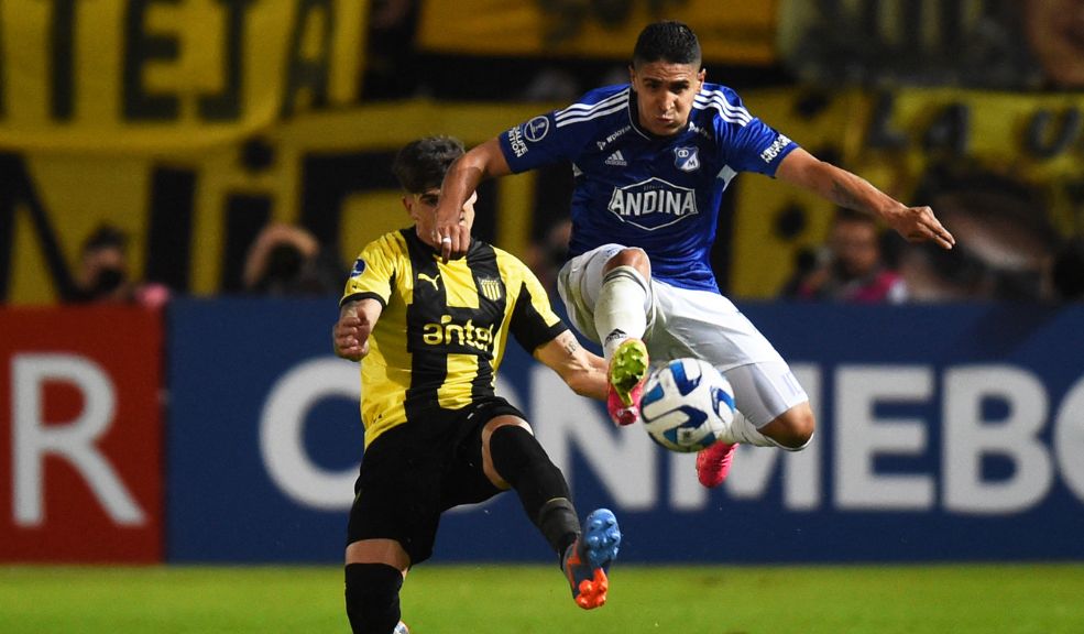 Millonarios le gana 2 a 0 a Peñarol en la Copa Sudamericana 10 Millonarios le gana 2 a 0 a Peñarol en la Copa Sudamericana Millonarios se adelantó en el marcador y supera 2 a 0 a Peñarol en la segunda fecha de la Copa Sudamericana.