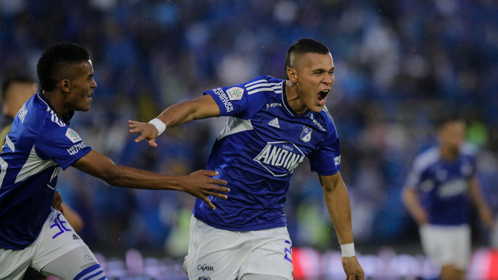 Millonarios no tendrá hinchada en partido contra Bucaramanga Debido a que en la temporada actual del fútbol colombiano se han presentado altercados con las hinchadas en la mayoría de los estadios del país, el club Atlético Bucaramanga informó que cerrará sus puertas para el partido de hoy a las 8:30 pm en el estadio Alfonso López Pumarejo, todo esto con la intención de evitar cualquier tipo de enfrentamientos entre los seguidores de ambos equipo