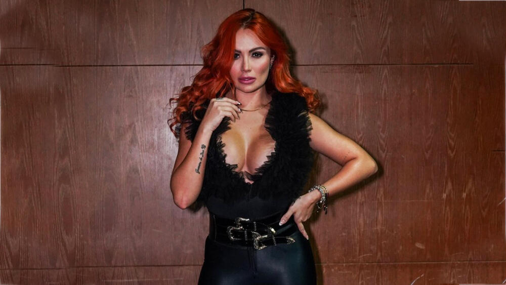 “Nos toca prepararnos para lo que se viene”: Sara Uribe se confesó sobre dura adicción de su mamá La modelo e influencer Sara Uribe estuvo de invitada en el último programa de la ‘La sala de Laura Acuña’, en el que se sinceró sobre algunas situaciones personales y familiares que la han afectado.