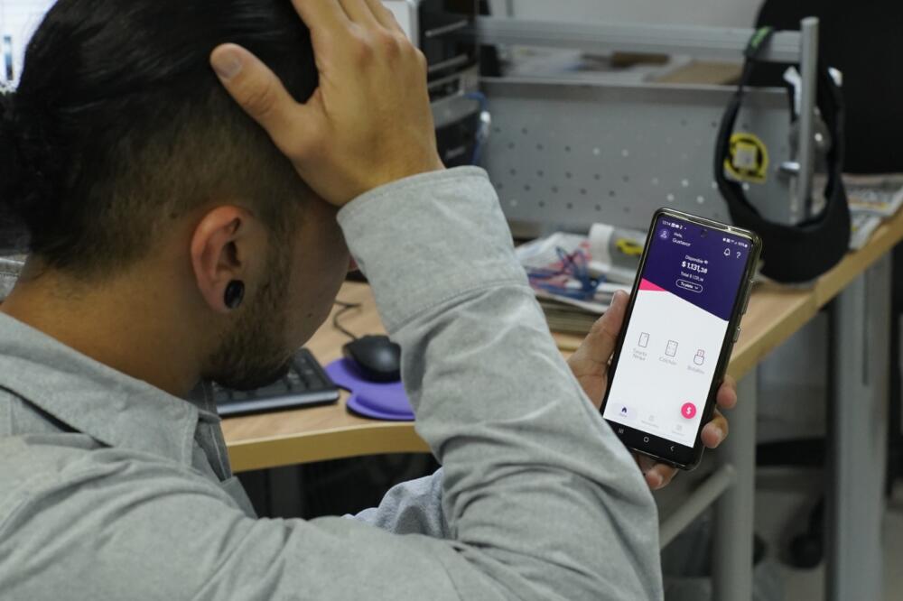 Pilas le meten la mano a su billetera virtual Billeteras virtuales como Nequi y Daviplata se volvieron bastante populares en los últimos años debido a lo prácticas que resultan para mover nuestro dinero.