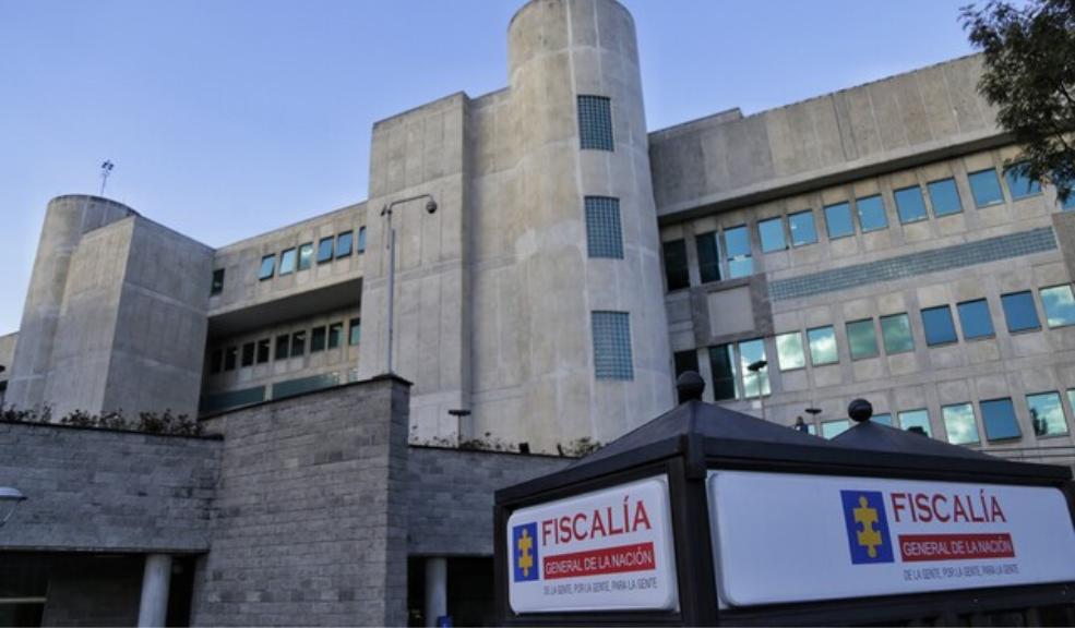 Condenan a cabecilla de peligrosa red de trata de personas 1 Condenan a cabecilla de peligrosa red de trata de personas Cruz Alejandra Londoño, alias ‘Lorena’, jefe de una red de trata de personas que contactaba jóvenes en ciudades del eje cafetero y Valle del Cauca para enviarlas a China con fines de explotación sexual, fue condenada a ocho años y tres meses de prisión luego de reconocer su delito y aceptar un preacuerdo con la Fiscalía.